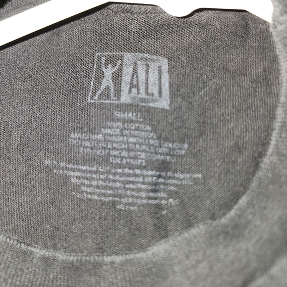 Muhammad Ali T - Picture 1 of 3